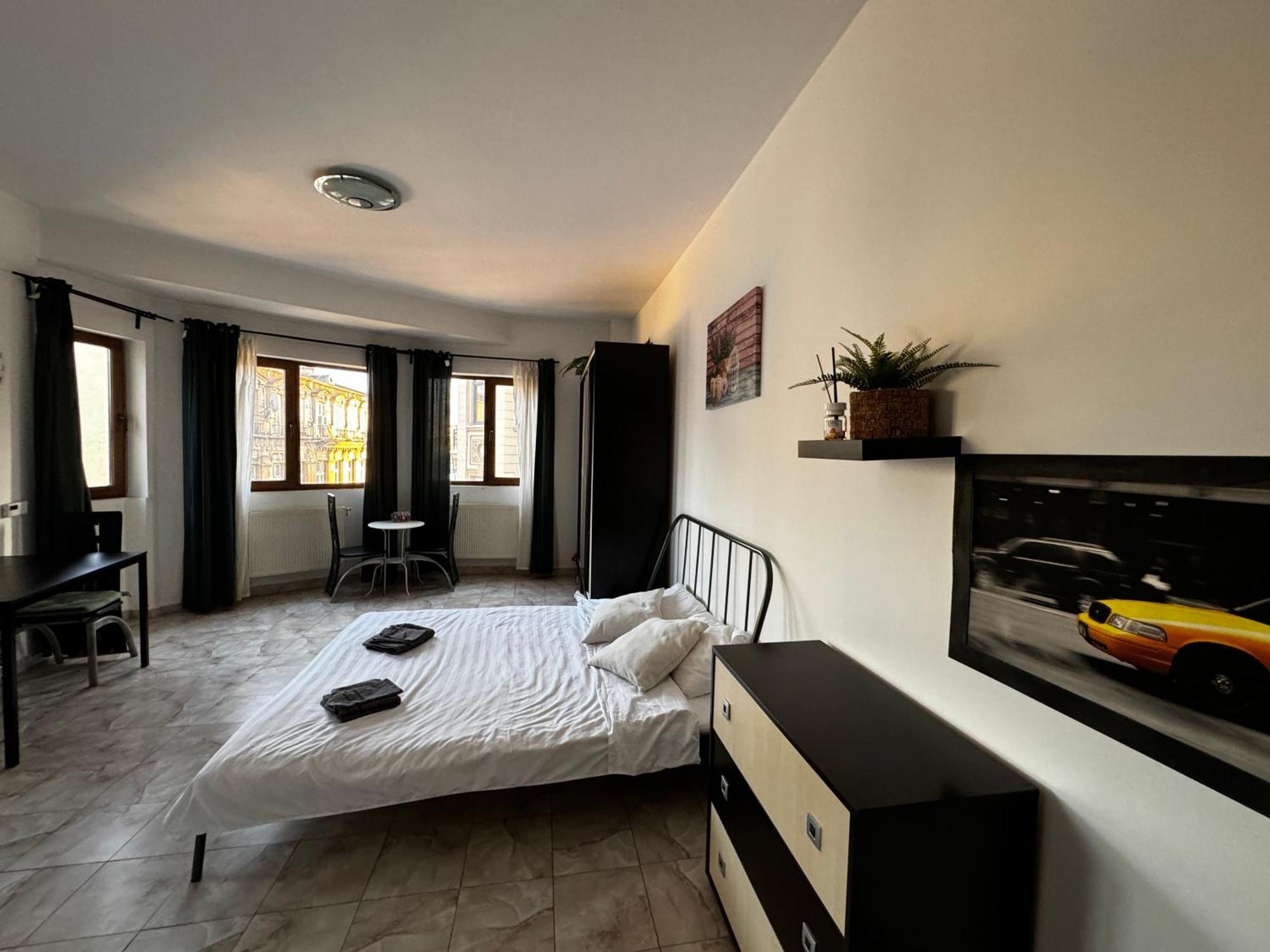 Old Town Studios By Chr Luxury Property Букурещ Екстериор снимка